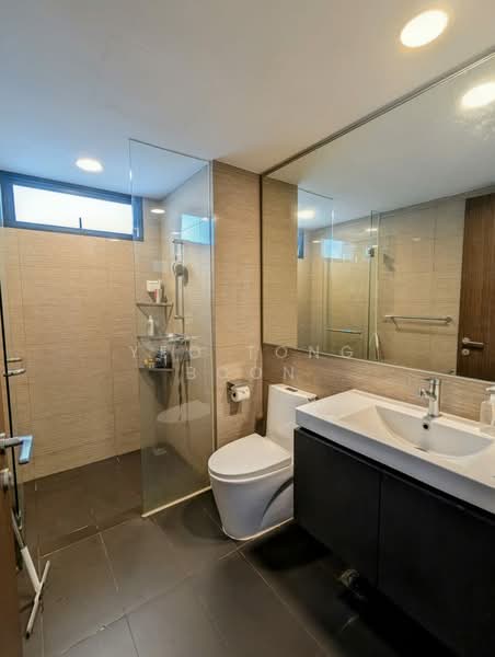 Waterbay, 45A Edgefield Plains, 3 Bedrooms, 1,098 sqft, Executive Condominium For Sale, by Yeo Tong Boon, 500110769 - Bathroom - PropertyGuru.com.sg