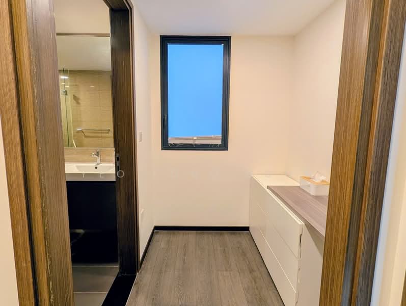 Waterbay, 45A Edgefield Plains, 3 Bedrooms, 1,098 sqft, Executive Condominium For Sale, by Yeo Tong Boon, 500110769 - Bathroom - PropertyGuru.com.sg