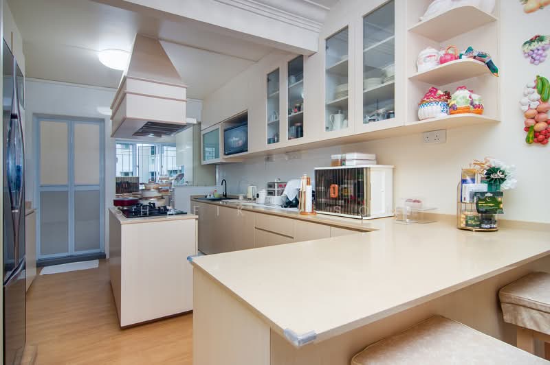 346 Tampines Street 33, 346 Tampines Street 33, 3 Bedrooms, 1,163 sqft, HDB Flat For Sale, by Shafik Yusope, 500110773 - Kitchen - PropertyGuru.com.sg