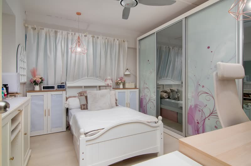 346 Tampines Street 33, 346 Tampines Street 33, 3 Bedrooms, 1,163 sqft, HDB Flat For Sale, by Shafik Yusope, 500110773 - Bedroom - PropertyGuru.com.sg