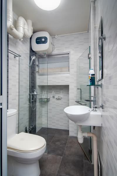 346 Tampines Street 33, 346 Tampines Street 33, 3 Bedrooms, 1,163 sqft, HDB Flat For Sale, by Shafik Yusope, 500110773 - Bathroom - PropertyGuru.com.sg