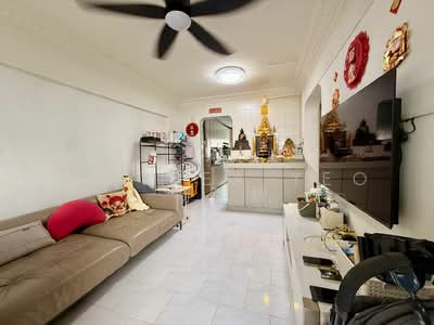 For Sale - 681 Hougang Avenue 8