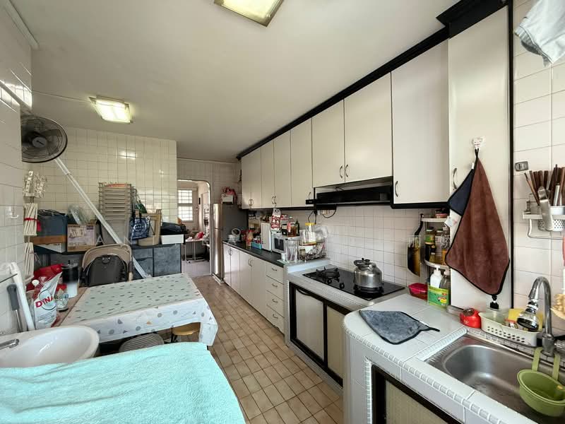 681 Hougang Avenue 8, 681 Hougang Avenue 8, 2 Bedrooms, 689 sqft, HDB Flat For Sale, by Anthea Yeo 杨丽娇, 500110782 - PropertyGuru.com.sg