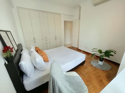 For Rent - Elias Green