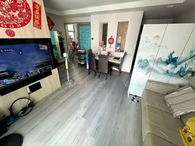 For Sale - 689E Woodlands Drive 75