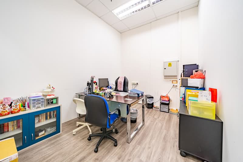 Kb Industrial Building, 10 Kaki Bukit Road 1, 4,542 sqft, Factory / Workshop (B2) For Sale, by Alan Koh, 500110821 - Study - CommercialGuru.com.sg