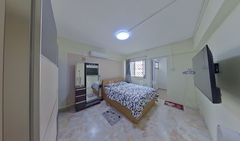 411 Jurong West Street 42, 411 Jurong West Street 42, 3 Bedrooms, 1,119 sqft, HDB Flat For Sale, by Lynn Loh, 500110822 - Bedroom - PropertyGuru.com.sg