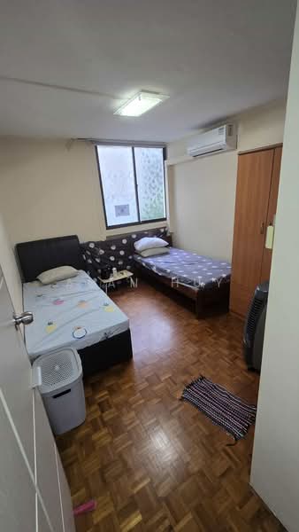 515 Hougang Avenue 10, 515 Hougang Avenue 10, Room Rental, 200 sqft, HDB Flat For Rent, by Alan Huy, 500110826 - Bedroom - PropertyGuru.com.sg