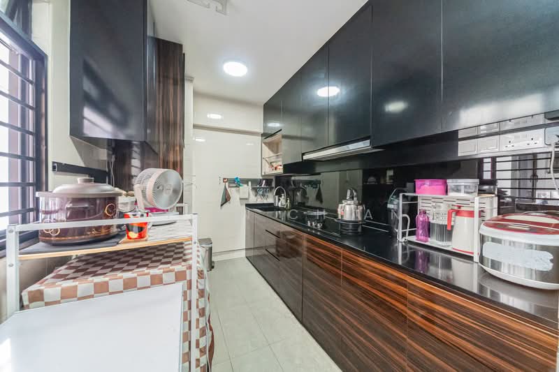 987A Jurong West Street 93, 987A Jurong West Street 93, 3 Bedrooms, 1,184 sqft, HDB Flat For Sale, by Jayden Chiang, 500110838 - Kitchen - PropertyGuru.com.sg