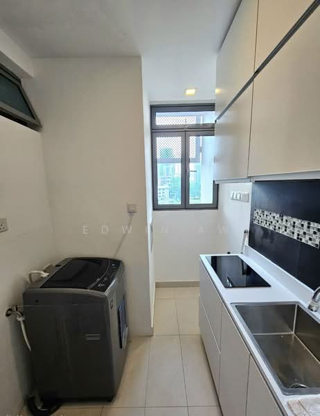 The Montana, 8 Jalan Mutiara, 1 Bedroom, 549 sqft, Condominium For Rent, by Edwin Aw, 500110841 - Kitchen - PropertyGuru.com.sg