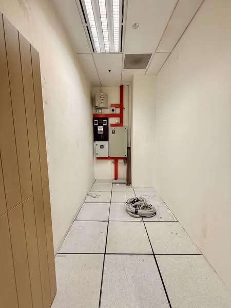 Asia Square Tower 1, 8 Marina View, 2,506 sqft, Office For Rent, by Mary Lau, 500110842 - Interior - CommercialGuru.com.sg