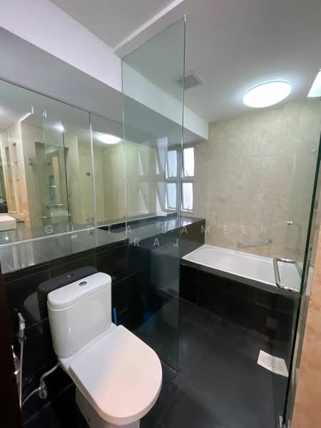 Grandeur 8, 16 Ang Mo Kio Central 3, Room Rental, 200 sqft, Condominium For Rent, by Gupta Sameer Raj, 500110845 - Bathroom - PropertyGuru.com.sg