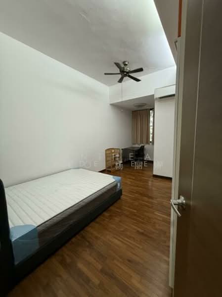 Warner Court, 110 Holland Ave, 2 Bedrooms, 1,141 sqft, Condominium For Sale, by Jude Teem, 500110846 - Bedroom - PropertyGuru.com.sg