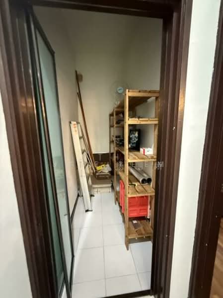 Warner Court, 110 Holland Ave, 2 Bedrooms, 1,141 sqft, Condominium For Sale, by Jude Teem, 500110846 - PropertyGuru.com.sg