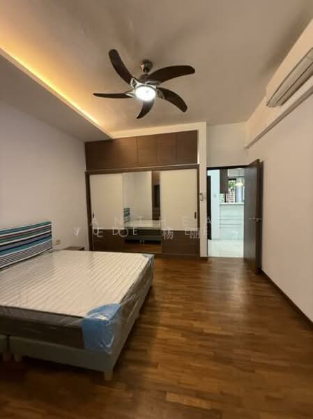 Warner Court, 110 Holland Ave, 2 Bedrooms, 1,141 sqft, Condominium For Sale, by Jude Teem, 500110846 - PropertyGuru.com.sg