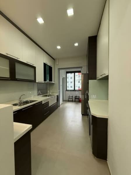 Warner Court, 110 Holland Ave, 2 Bedrooms, 1,141 sqft, Condominium For Sale, by Jude Teem, 500110846 - PropertyGuru.com.sg