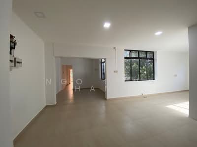 For Rent - ⭐️Spacious Walk up shophouse suitable for workers Serangoon Garden ❤️