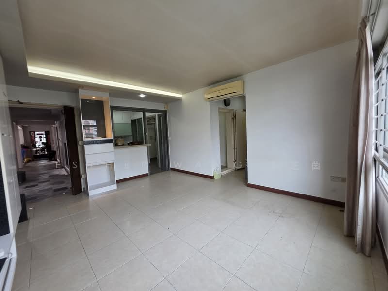 305B Punggol Road, 305B Punggol Road, 3 Bedrooms, 990 sqft, HDB Flat For Sale, by Esther Wang 王芝茵, 500110852 - Living Room - PropertyGuru.com.sg