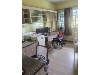 For Rent - 906 Jurong West Street 91