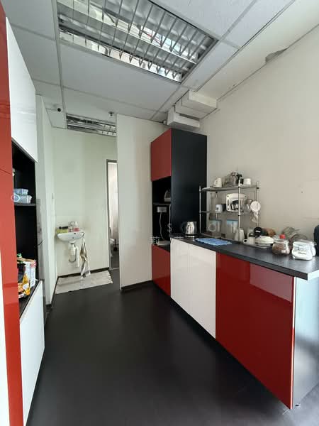 Vertex, 33 Ubi Avenue 3, 2,530 sqft, Light Industrial (B1) For Sale, by Zara Soon 孫莉萍, 500110865 - Kitchen - CommercialGuru.com.sg