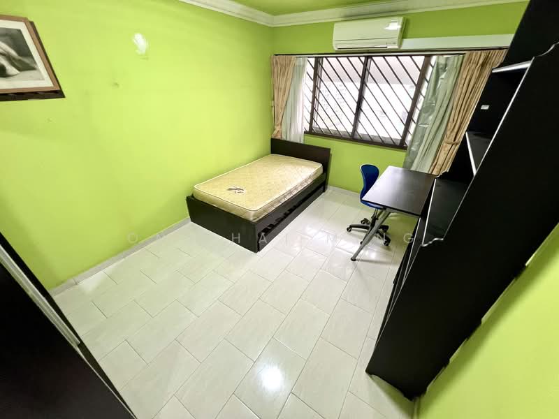 328 Yishun Ring Road, 328 Yishun Ring Road, 4 Bedrooms, 1,572 sqft, HDB Flat For Rent, by Ong Hai Ming, 500110867 - Bedroom - PropertyGuru.com.sg