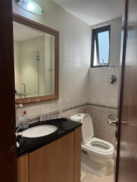 Eastpoint Green, 5 Simei Street 3, 3 Bedrooms, 1,184 sqft, Condominium For Rent, by Lam Lee Choo, 500110868 - Bathroom - PropertyGuru.com.sg