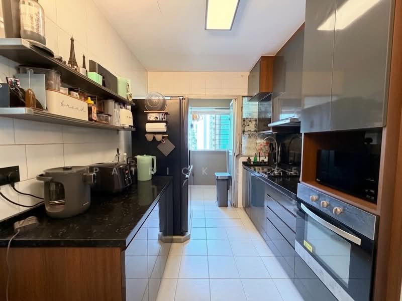622A Punggol Central, 622A Punggol Central, 3 Bedrooms, 1,012 sqft, HDB Flat For Sale, by Patrick Chee, 500110870 - Kitchen - PropertyGuru.com.sg