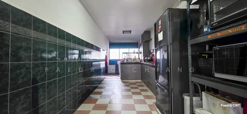 760 Yishun Street 72, 760 Yishun Street 72, 3 Bedrooms, 1,313 sqft, HDB Flat For Sale, by Paedric Chiang, 500110873 - Kitchen - PropertyGuru.com.sg