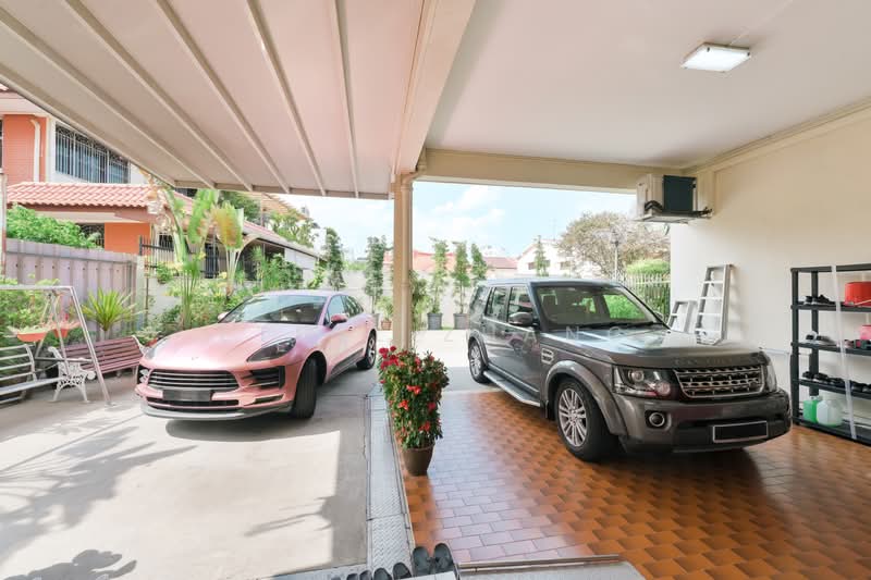 Jalan sikudangan, , 5 Bedrooms, 4,000 sqft, Semi-Detached House For Sale, by Ethel Zhang, 500110876 - Car Park - PropertyGuru.com.sg