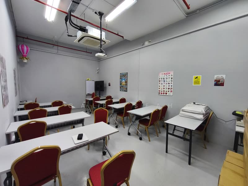 Excalibur Centre, 71 Ubi Crescent, 2,573 sqft, Light Industrial (B1) For Sale, by Caleb Seah, 500110879 - Study - CommercialGuru.com.sg