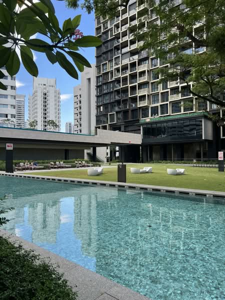 Irwell Hill Residences, 2 Irwell Hill, 2 Bedrooms, 614 sqft, Condominium For Sale, by Alan ., 500110883 - Exterior - PropertyGuru.com.sg