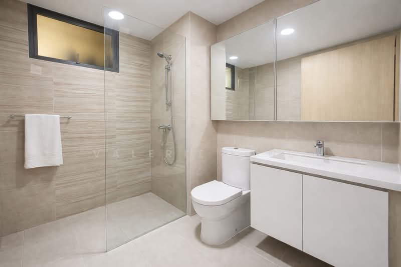 Wandervale, 363 Choa Chu Kang Avenue 3, 3 Bedrooms, 958 sqft, Executive Condominium For Sale, by Valerie Kang, 500110889 - Bathroom - PropertyGuru.com.sg