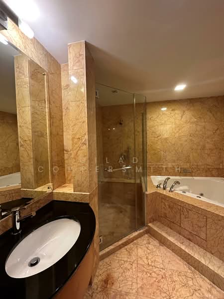 Orchard Scotts, 3 Anthony Road, 3 Bedrooms, 1,647 sqft, Condominium For Rent, by Gilad Coppersmith, 500110896 - Bathroom - PropertyGuru.com.sg