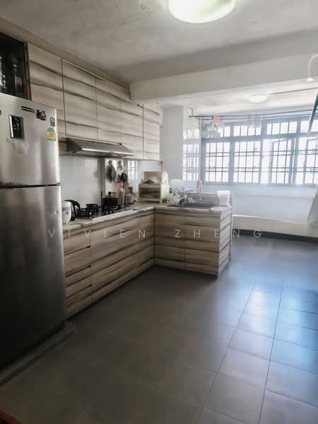 165 Stirling Road, 165 Stirling Road, 2 Bedrooms, 645 sqft, HDB Flat For Sale, by Vivien Zheng, 500110947 - Kitchen - PropertyGuru.com.sg