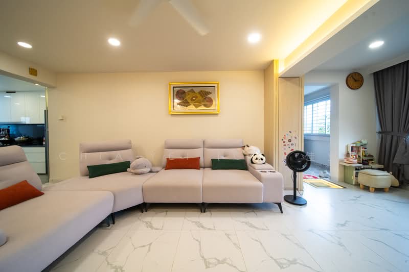 279 Tampines Street 22, 279 Tampines Street 22, 4 Bedrooms, 1,496 sqft, HDB Flat For Sale, by Chia Yei (CY) 佳业, 500110957 - Living Room - PropertyGuru.com.sg