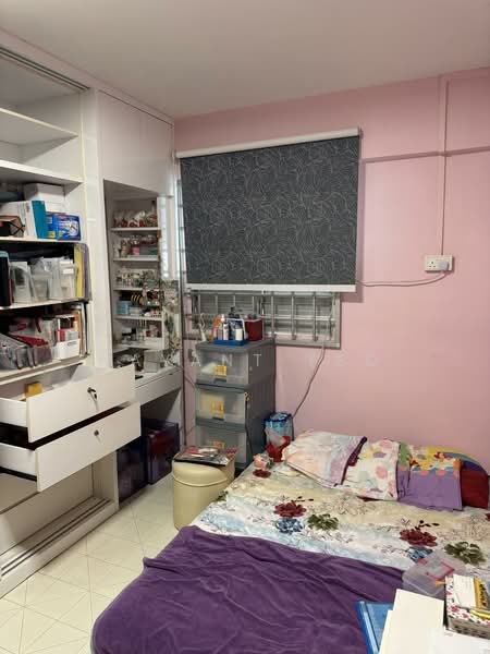 114 Potong Pasir Avenue 1, 114 Potong Pasir Avenue 1, 2 Bedrooms, 721 sqft, HDB Flat For Sale, by Rayant Yeo, 500110958 - Bedroom - PropertyGuru.com.sg