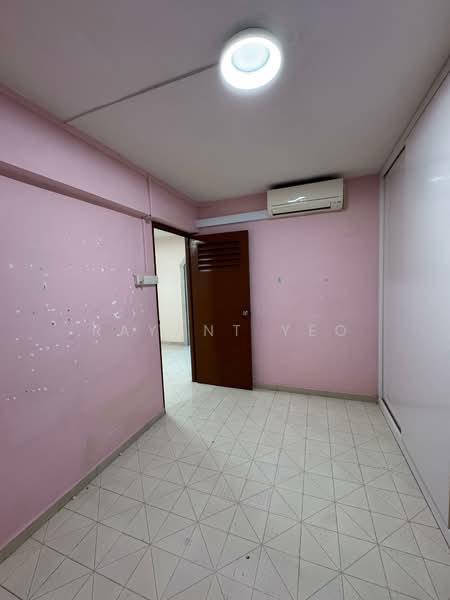 114 Potong Pasir Avenue 1, 114 Potong Pasir Avenue 1, 2 Bedrooms, 721 sqft, HDB Flat For Sale, by Rayant Yeo, 500110958 - Common Room - PropertyGuru.com.sg