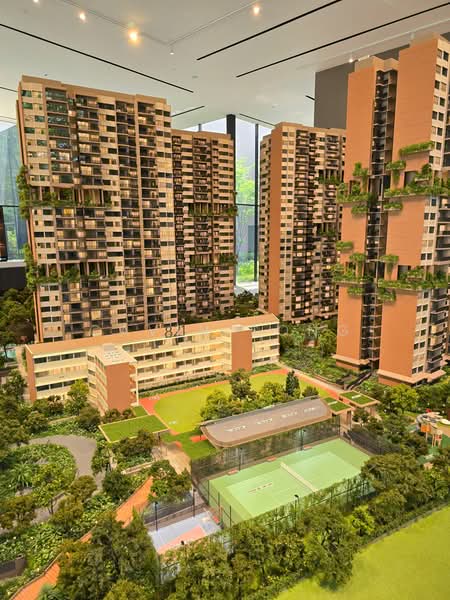 Springleaf Residence, 811 Upper Thomson Road, 5 Bedrooms, 1,453 sqft, Condominium For Sale, by Cavin Song, 500110989 - Exterior - PropertyGuru.com.sg