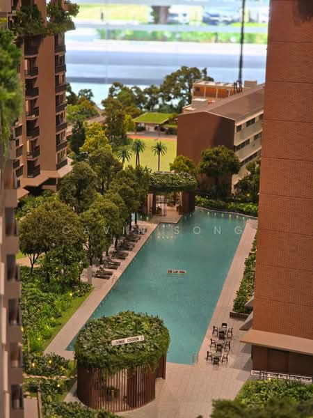 Springleaf Residence, 811 Upper Thomson Road, 5 Bedrooms, 1,453 sqft, Condominium For Sale, by Cavin Song, 500110989 - Pool - PropertyGuru.com.sg