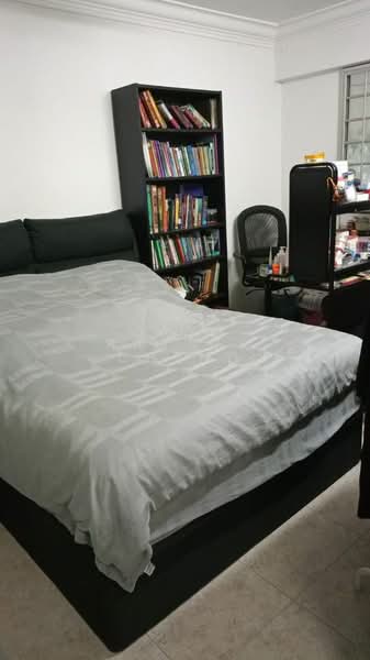 237 Bukit Batok East Avenue 5, 237 Bukit Batok East Avenue 5, 2 Bedrooms, 786 sqft, HDB Flat For Sale, by Rayner Cheng, 500110993 - Bedroom - PropertyGuru.com.sg