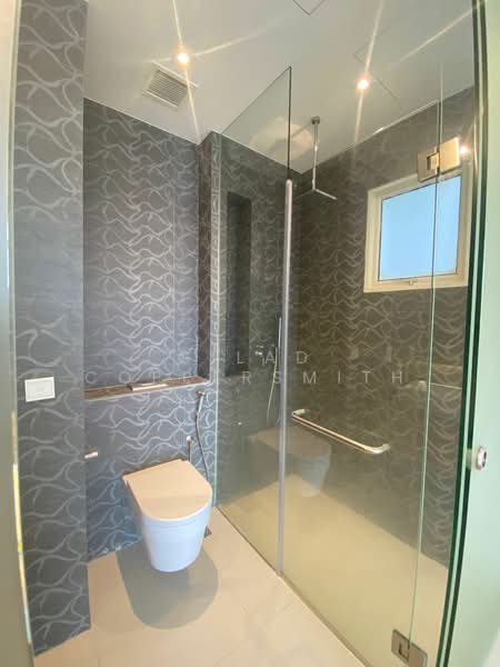 Orchard Scotts, 7 Anthony Road, 4 Bedrooms, 3,369 sqft, Condominium For Rent, by Gilad Coppersmith, 500111006 - Bathroom - PropertyGuru.com.sg