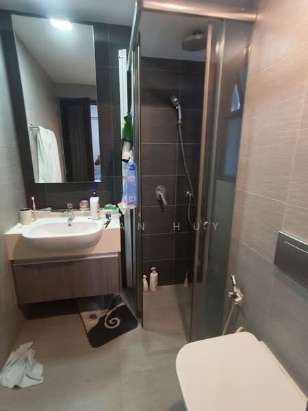 LIV on Sophia, 14 Adis Road, Room Rental, 300 sqft, Apartment For Rent, by Alan Huy, 500111007 - Bathroom - PropertyGuru.com.sg