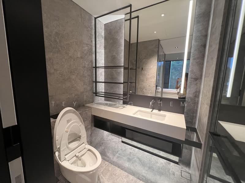 Cuscaden Reserve, 8 Cuscaden Road, 3 Bedrooms, 1,162 sqft, Condominium For Rent, by Tey Song Kiem, 500111009 - Bathroom - PropertyGuru.com.sg