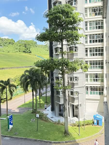 391 Bukit Batok West Avenue 5, 391 Bukit Batok West Avenue 5, 3 Bedrooms, 926 sqft, HDB Flat For Sale, by Keith Tan 陈俊伟, 500111012 - Exterior - PropertyGuru.com.sg