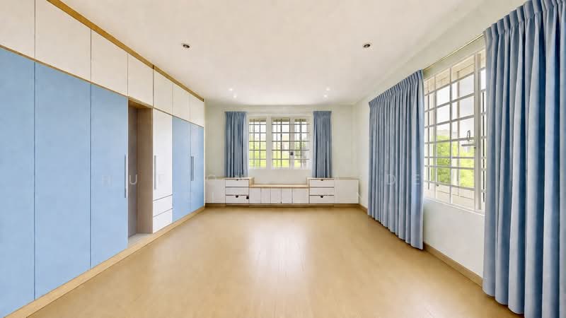 A 3.5 Storey with Basement Semi-D near Beauty W MRT & 1km from Pei Hwa Pri, , 10+ Bedrooms, 7,660 sqft, Semi-Detached House For Sale, by LIEW CHUN KIT, ANDY, 500111014 - Bedroom - PropertyGuru.com.sg