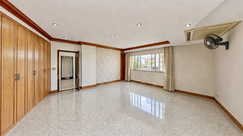 A 3.5 Storey with Basement Semi-D near Beauty W MRT & 1km from Pei Hwa Pri, , 10+ Bedrooms, 7,660 sqft, Semi-Detached House For Sale, by LIEW CHUN KIT, ANDY, 500111014 - Interior - PropertyGuru.com.sg