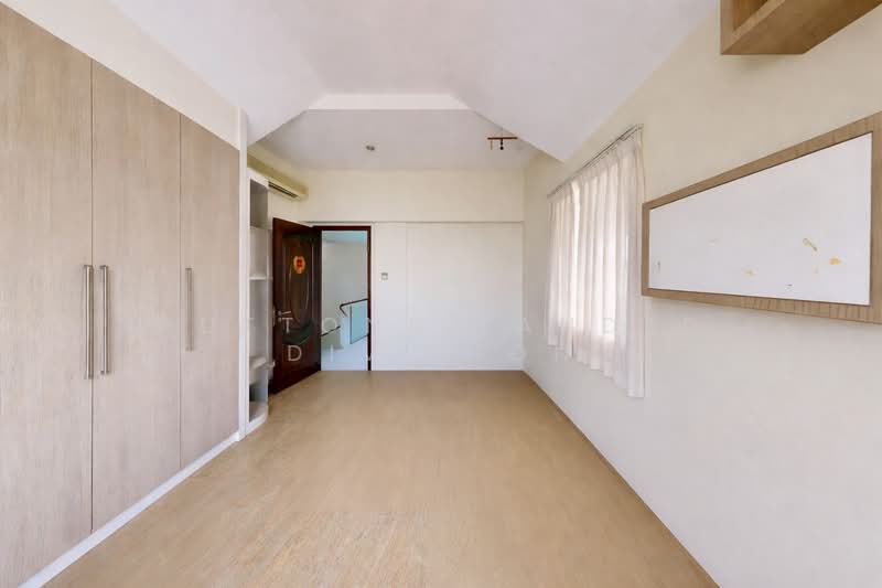 A 3.5 Storey with Basement Semi-D near Beauty W MRT & 1km from Pei Hwa Pri, , 10+ Bedrooms, 7,660 sqft, Semi-Detached House For Sale, by LIEW CHUN KIT, ANDY, 500111014 - Interior - PropertyGuru.com.sg