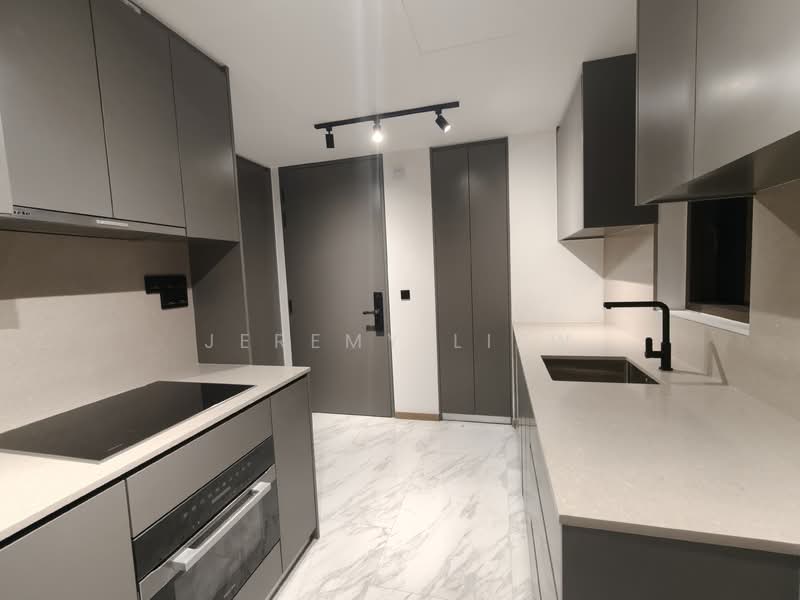 The Landmark, 173 Chin Swee Road, 2 Bedrooms, 764 sqft, Condominium For Sale, by Jeremy Liew, 500111035 - Kitchen - PropertyGuru.com.sg