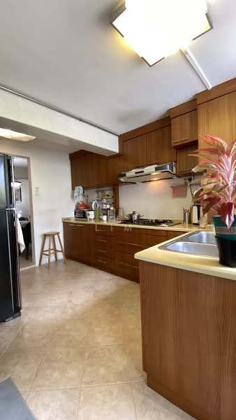 67 Marine Drive, 67 Marine Drive, 2 Bedrooms, 700 sqft, HDB Flat For Sale, by Eileen Lim, 500111037 - Kitchen - PropertyGuru.com.sg