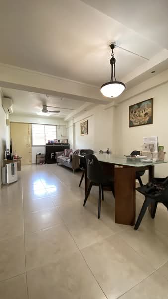 67 Marine Drive, 67 Marine Drive, 2 Bedrooms, 700 sqft, HDB Flat For Sale, by Eileen Lim, 500111037 - Living Room - PropertyGuru.com.sg